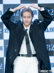 [포토] 82메이저 조성일, 하트 날리는 리더