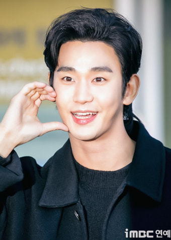 [포토] 김수현, 장꾸 볼하트