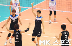 [mk포토] 이선규, `역시 나의 블로킹이 최고야`