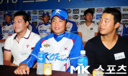 [mk포토] 이윤학-윤형배-조상우, `우리가 1라운드 예상자들`