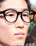 [mk포토] 도마의 신 양학선, `알 없는 안경테 눈길`