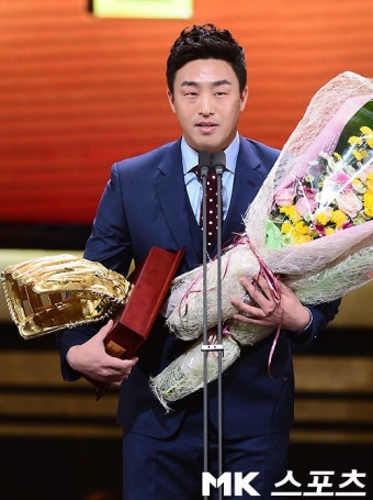 [골든글러브] 손아섭·이용규·박용택 외야수 GG 수상