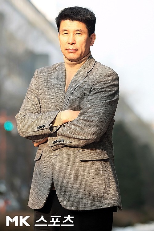 돌고래 스파이커 장윤창 교수, 한국 남자 배구의 전설적 선수, 별세 - 배구계 슬픔에 안타까움이 흐른다.