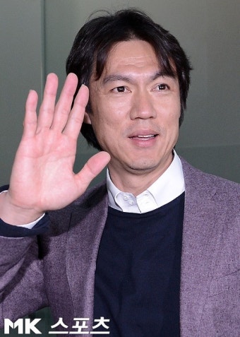[mk포토] 홍명보 감독, `지도자 연수, 잘 받고 올게요~`