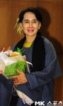 진접농.수.산 | [mk포토] 아웅산 수치 여사의 아름다운 미소