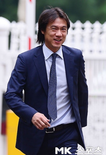 [mk포토] 신임 홍명보 감독,`첫 소집, 설레는 발걸음`
