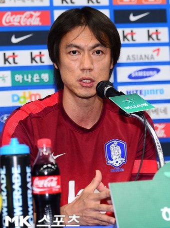 홍명보 감독, 브라질전 맞불 선언 “수비 축구 없다”