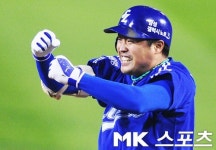 2타점 박한이 `이 기분, 쳐 본 사람만 알지` [mk포토]