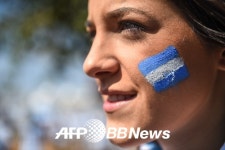 [아르헨티나-이란] 시선 사로잡는 미모