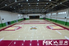 LG 챔피언스 파크 `농구 코트 두면에서 경기를 한꺼번에~` [MK포토]