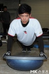 KT 신석기 `밤에는 밸런스 훈련!` [MK포토]