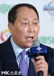 김영삼시술원 | 김인식 `일본과 개막전 최강의 멤버로 나선다` [MK포토]