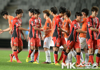 승리 FC서울, `화성FC도 만만치 않은 상대` [MK포토]