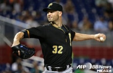 ‘부활 성공’ J.A. 햅, 비결은 ‘팔각도’