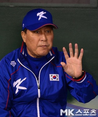 김인식 감독 `우승은 이 손안에 있소이다` [MK포토]