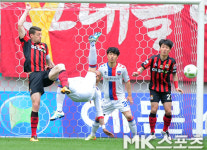 오군지미-오스마르 `서울극장에서 무술영화 촬영?` [MK포토]