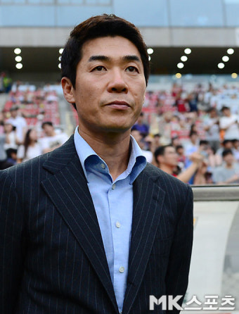비장한 윤정환 감독 `반드시 2위 탈환한다` [MK포토]