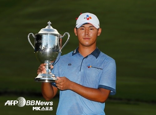 PGA 투어 BMW 챔피언십 3라운드에서 7위를 기록한 김시우, 페덱스컵 랭킹 33위에 머무르며 투어 챔피언십 진출에 노력할 것으로 예상
