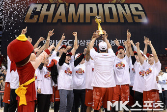 안양 KGC `창단 첫 정규리그 우승의 기쁨` [MK포토]