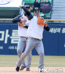 정근우 `몸 좀 풀어볼까` [MK포토]