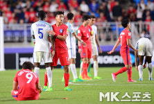 한국 `잉글랜드에 패하면서 조 2위로 16강행` [MK포토]