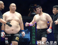 김창희 `끝까지 눈 못뜨는 상대 선수에 미안` (로드FC)
