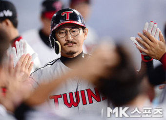 박용택 `추격의 솔로홈런` [MK포토]