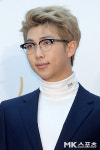 방탄 RM `지적인 안경` [MK포토]
