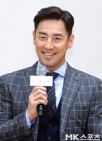 ‘키스’ 김성수 “꽃중년 역할..나잇살·팔자주름 때문에 실패”