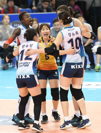 GS칼텍스, KGC인삼공사 잡고 4연승…4위 굳히기 돌입