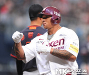 `안타` 초이스 `아직 끝나지 않았어` [MK포토]