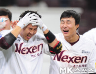 `끝내기` 김재현 `말로 표현할 수 없는 이 기쁨` [MK포토]