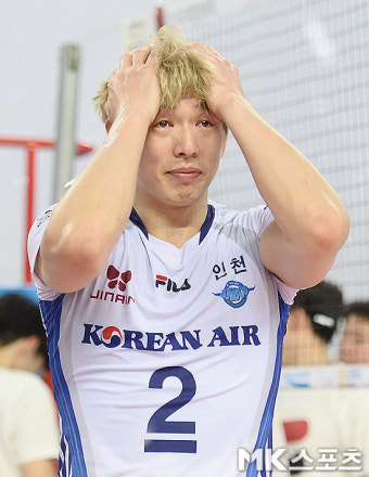한선수 `첫 우승에 기쁨의 눈물 펑펑` [MK포토]