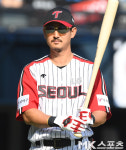 박용택 `오늘 2000경기 출장 대기록 세웁니다` [MK포토]