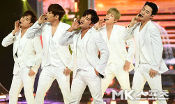 이민우 `신화 센터는 바로 나!` [MK포토]
