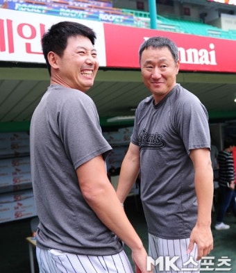 롯데, 코칭스태프 개편…김원형 수석코치 등 사퇴