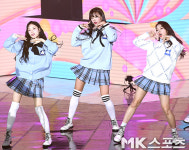 플레이버, 더쇼에서 첫 데뷔무대 [MK포토]