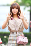 최유정, 도시락 가방메고 등교하듯 [MK포토]