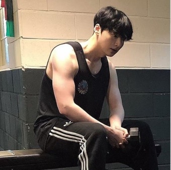 안재현, 벌크업해서 돌아오다…엘프의 변신은 무죄