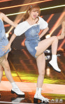 네이처 로하 `박력 니킥` [MK포토]