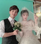 지오♥최예슬, 웨딩촬영 인증샷 “결혼만 남았어요” [똑똑SNS]