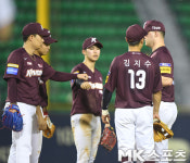키움 히어로즈 `14-0 대승으로 설욕` [MK포토]