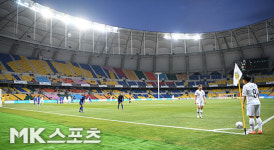 한국-대만전 `텅텅 빈 부산 아시아드주경기장` [MK포토]