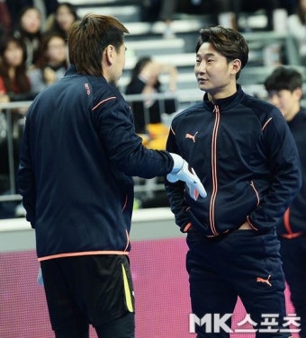 이천수·김병지, 선거 유세 나선 축구스타들