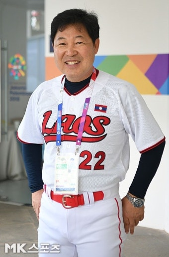 ‘라오스 야구 대부’ 이만수, 베트남에도 야구 씨앗 뿌린다
