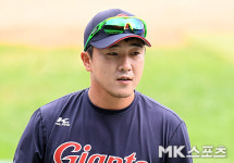 롯데 정훈 `부드러운 카리스마` [MK포토]