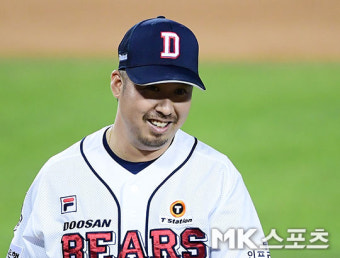 유희관 `승리 예감한 듯 환한 미소` [MK포토]