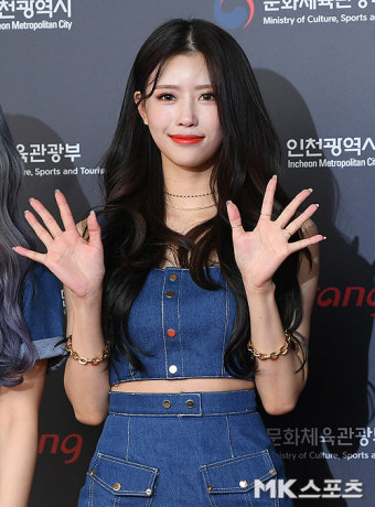 러블리즈 이미주 `예쁜 손인사` [MK포토]