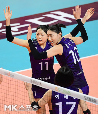 김연경-이다영 `파이팅 하자구` [MK포토]