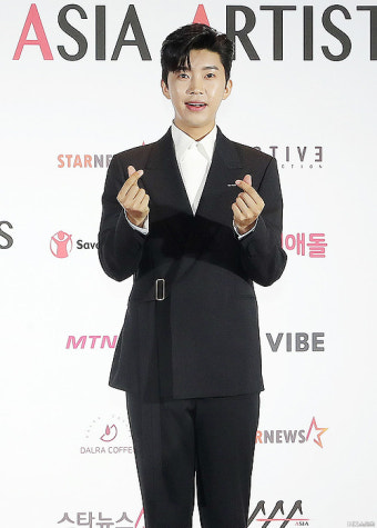 임영웅 `히어로 하트` [MK포토]